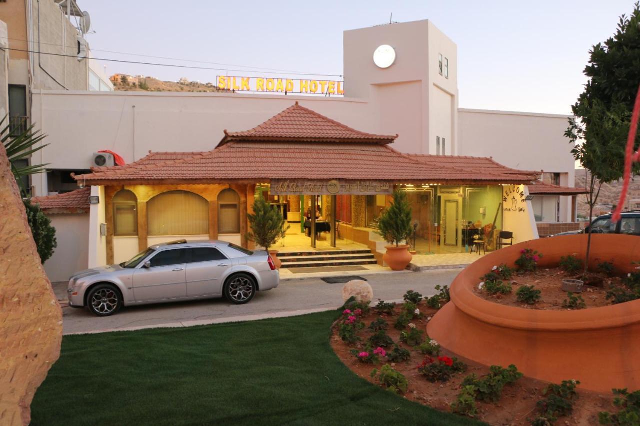 Silk Road Hotel Вади Муса Экстерьер фото