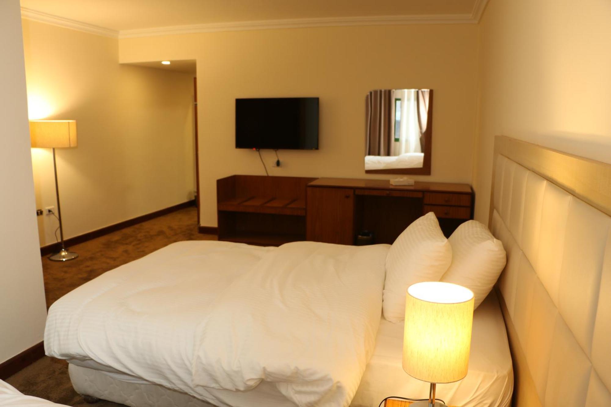 Silk Road Hotel Вади Муса Экстерьер фото